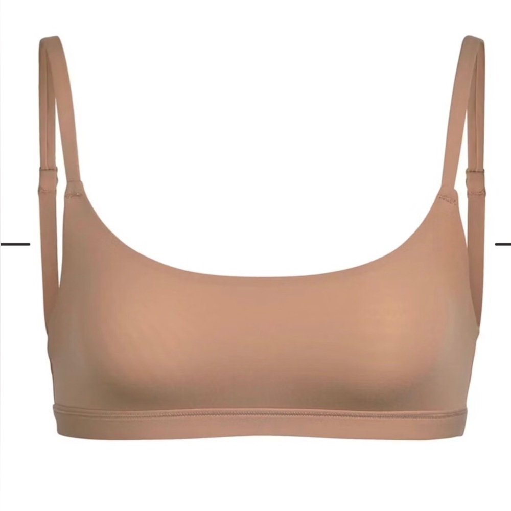 SKIMS Fits Everybody Bralette